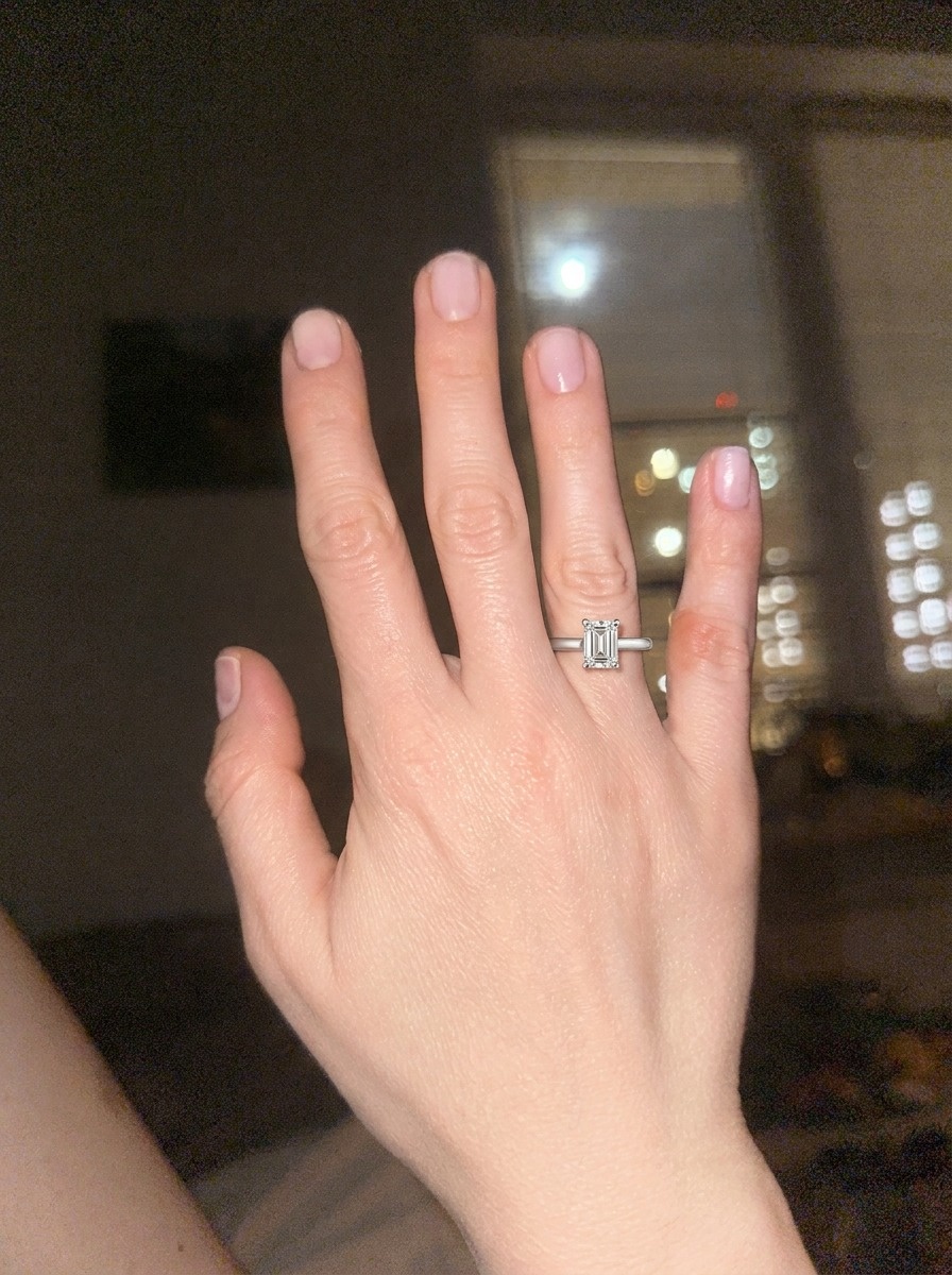 Кольцо с бриллиантом 0.5 ct. в огранке «Эмеральд»