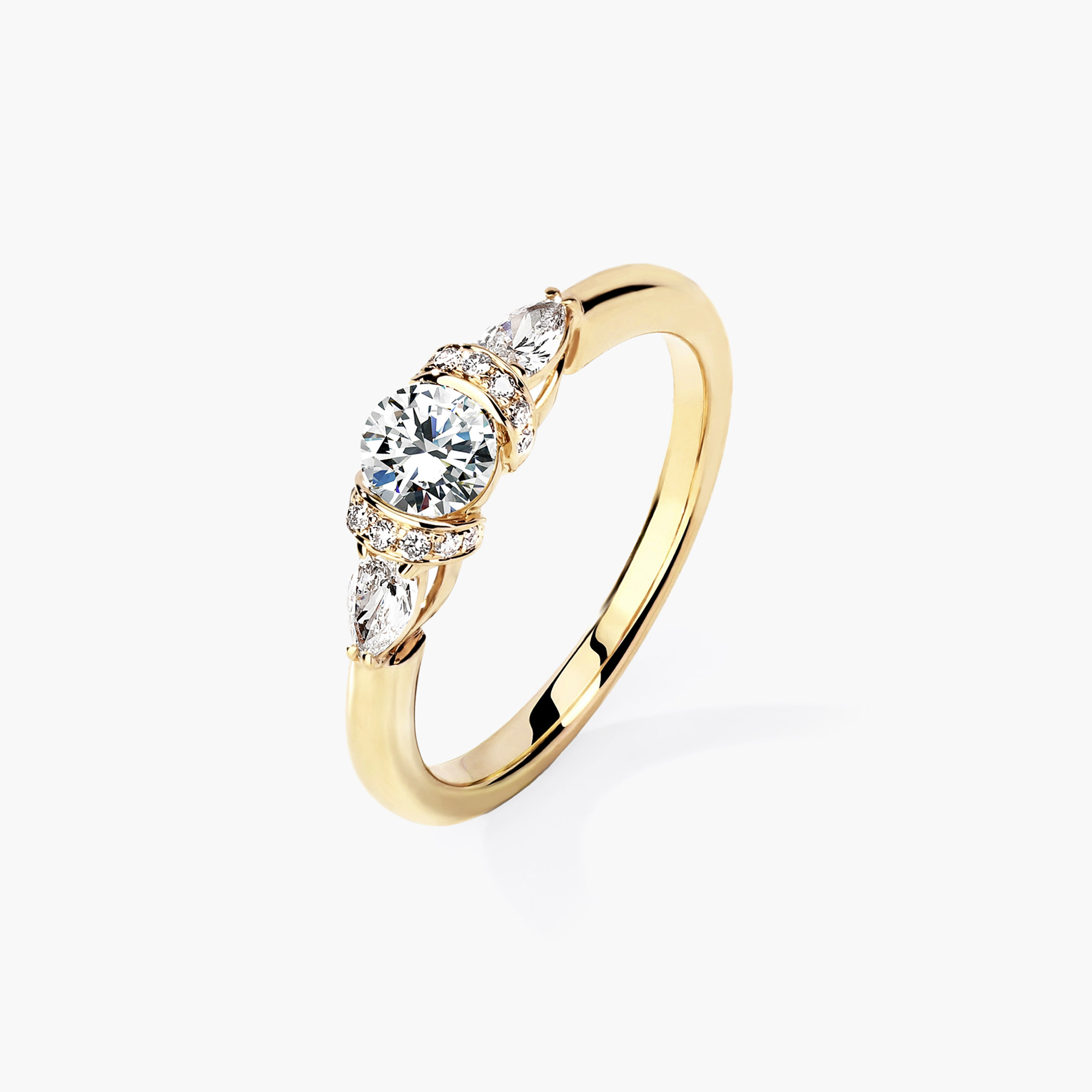 Дизайнерское кольцо 0.4 ct. со вставками бриллиантов